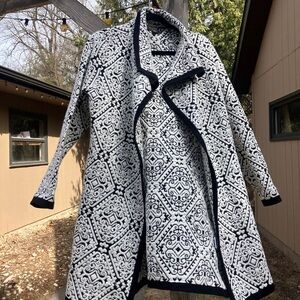 Black and White Geometric Cape with Shawl Collar